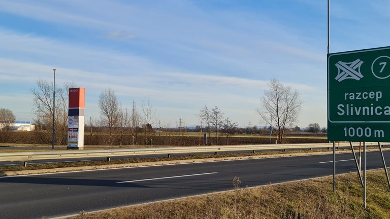 Boosting the economy: EU funding for the industrial zone in Municipality Hoče-Slivnica Boosting the economy: EU funding for the industrial zone in Municipality Hoče-Slivnica