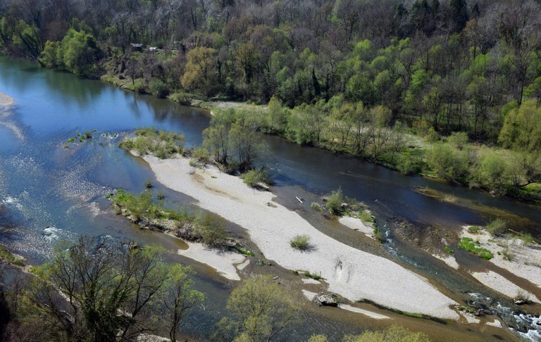 Clean waters for a green Slovenia: EU funding for wastewater infrastructure in the Drava River basin Clean waters for a green Slovenia: EU funding for wastewater infrastructure in the Drava River basin