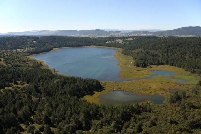 Nature conservation and sustainable tourism promotion: EU funding for Nature Park Pivka Intermittent Lakes Nature conservation and sustainable tourism promotion: EU funding for Nature Park Pivka Intermittent Lakes