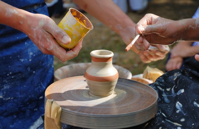 Promoting employment: EU funding for employment and training in the field of culture Promoting employment: EU funding for employment and training in the field of culture