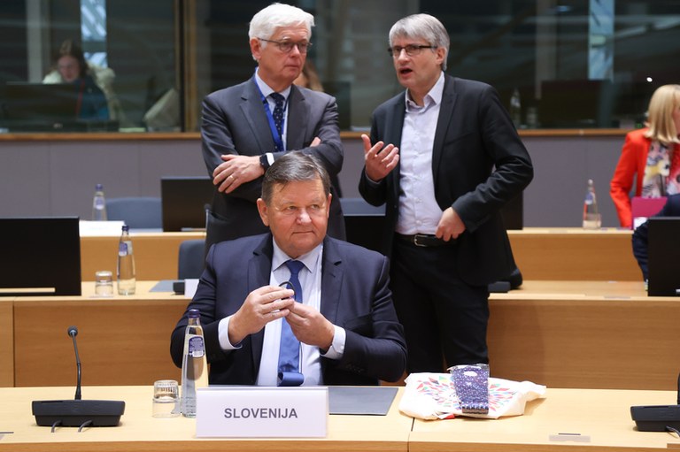 Minister Jevšek za ohranitev temeljne vloge kohezijske politike EU