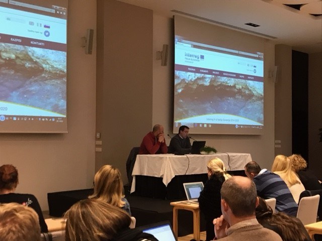 Delavnica za poročanje na programu INTERREG Italija- Slovenija Delavnica za poročanje na programu INTERREG Italija- Slovenija