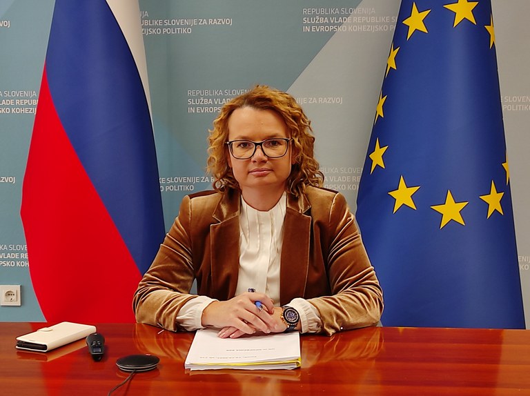 Državna sekretarka mag. Monika Kirbiš Rojs na posvetu z Energetsko zbornico Slovenije