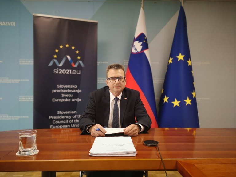 Minister Černač v Evropskem parlamentu o pomenu evropske kohezijske politike za hitrejše okrevanje po pandemiji covida-19 Minister Černač v Evropskem parlamentu o pomenu evropske kohezijske politike za hitrejše okrevanje po pandemiji covida-19