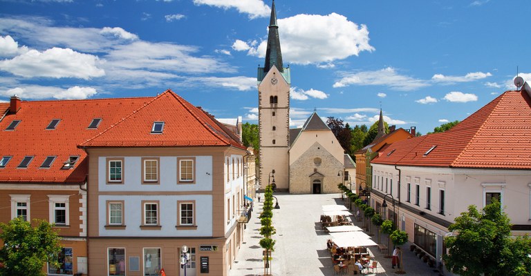 Spodbujamo trajnostno mobilnost: Evropska sredstva za trajnostno ureditev mestnega jedra Slovenj Gradca Spodbujamo trajnostno mobilnost: Evropska sredstva za trajnostno ureditev mestnega jedra Slovenj Gradca