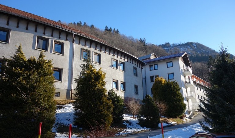 Za učinkovito rabo energije: Evropska sredstva za energetsko prenovo Doma upokojencev dr. Franceta Bergelja Jesenice Za učinkovito rabo energije: Evropska sredstva za energetsko prenovo Doma upokojencev dr. Franceta Bergelja Jesenice