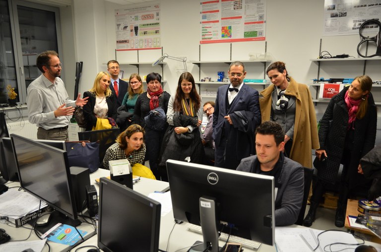 Znanost, gospodarstvo in država dobro sodelujejo Znanost, gospodarstvo in država dobro sodelujejo